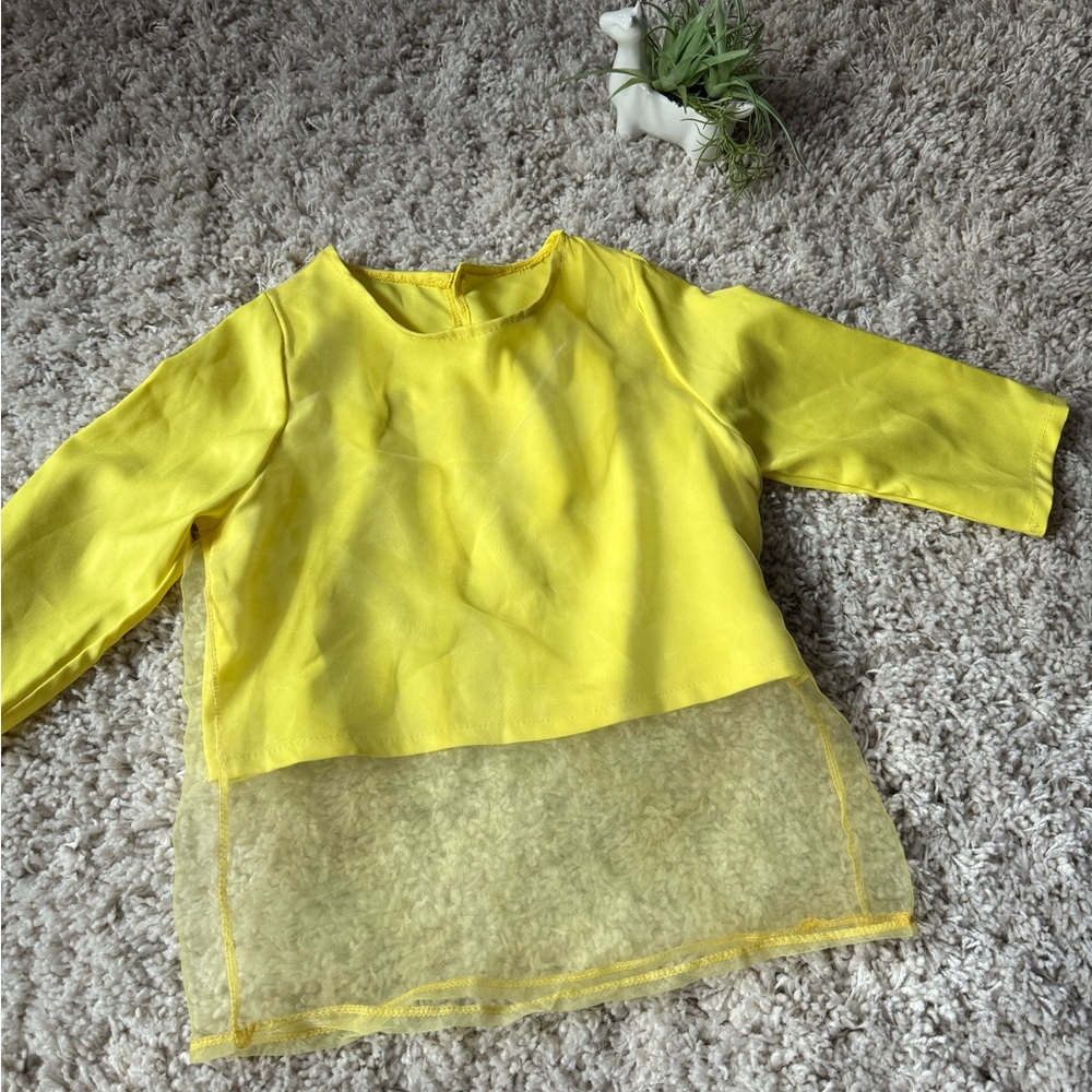 Yellow vintage hippie chick, see-through, mesh, unique top. Size small.
